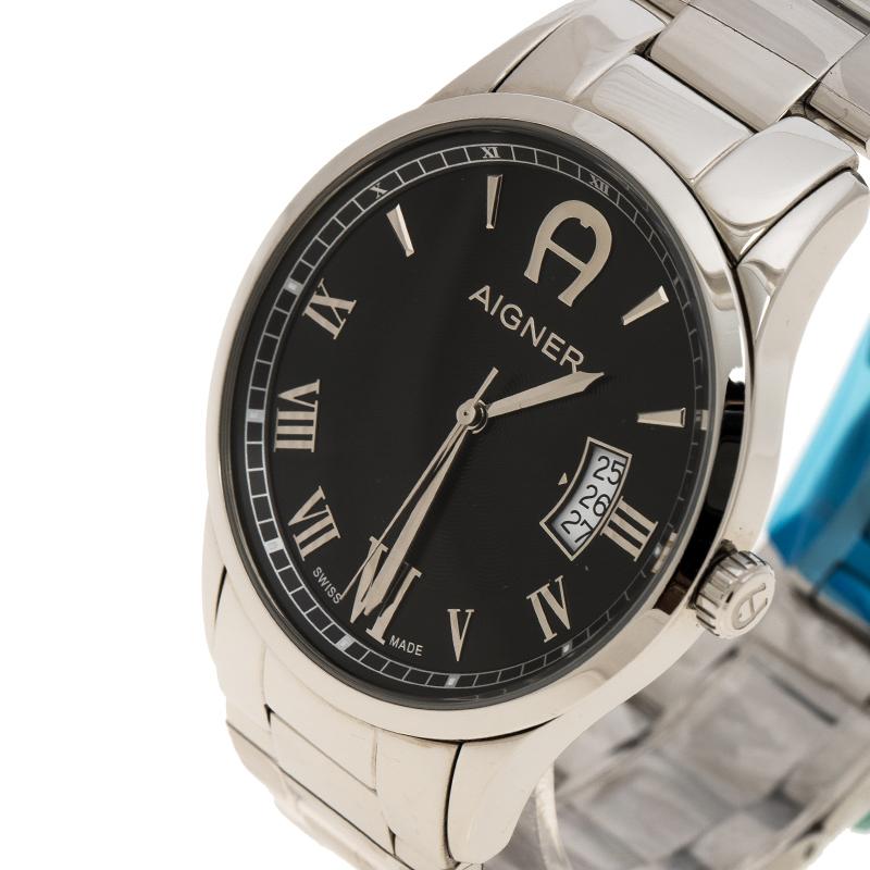 This Aigner Wristwatch comes with a bracelet made from stainless steel. It has a black dial with the hour-minute-second display on it, as well as a date display. The Quartz movement helps you check the time with undivided accuracy. It features an