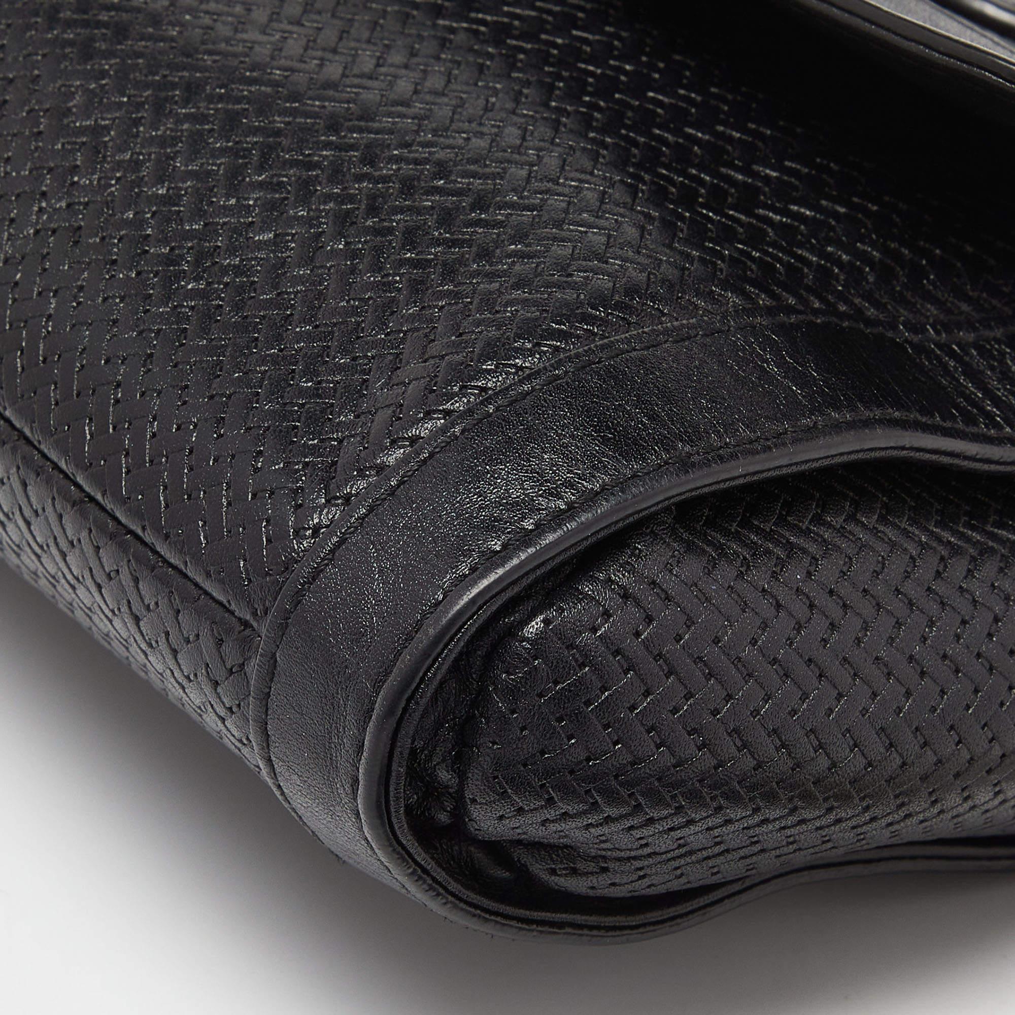 Aigner - Sac à bandoulière Cavallina en cuir texturé noir en vente 4