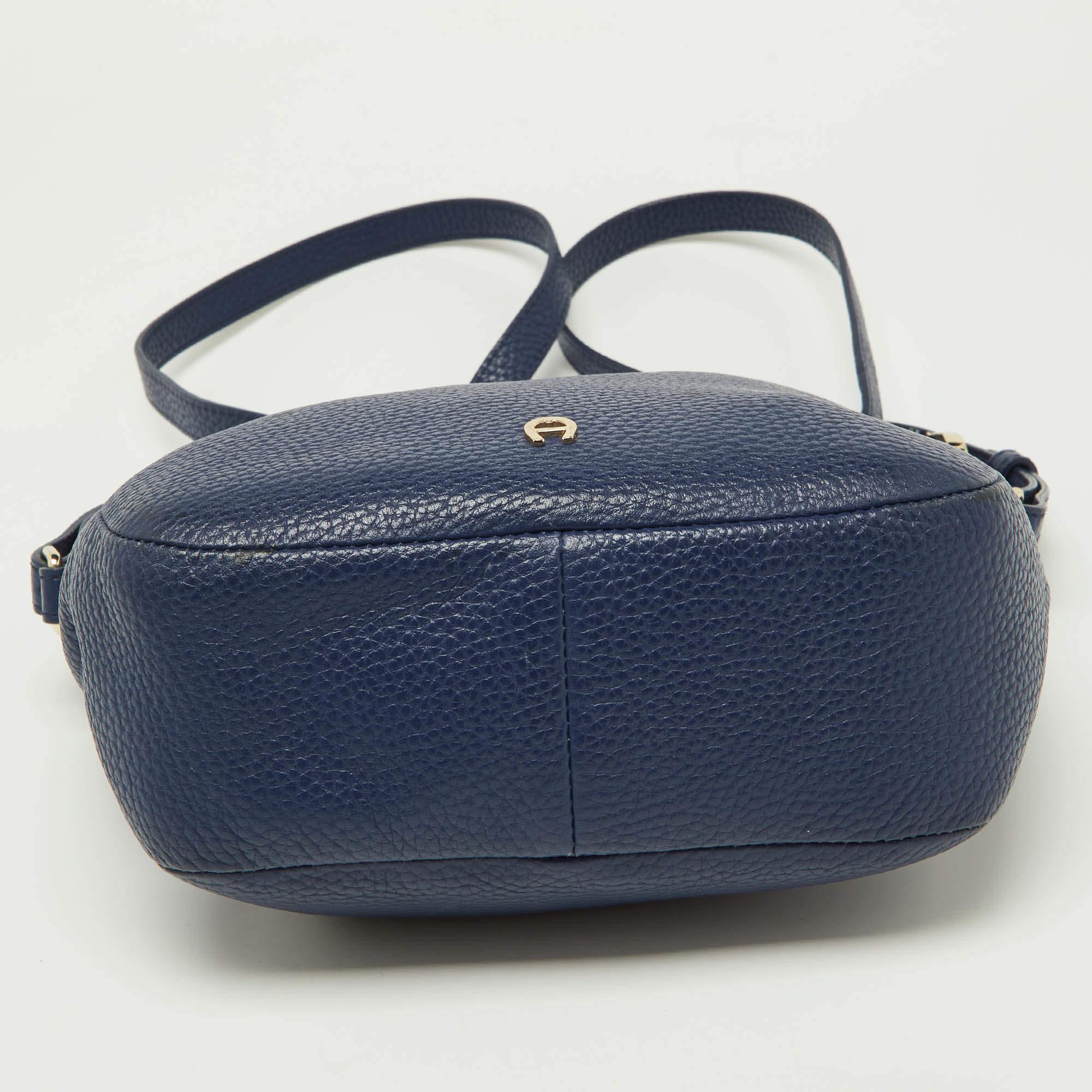 Aigner Blue Leather Crossbody Bag 2