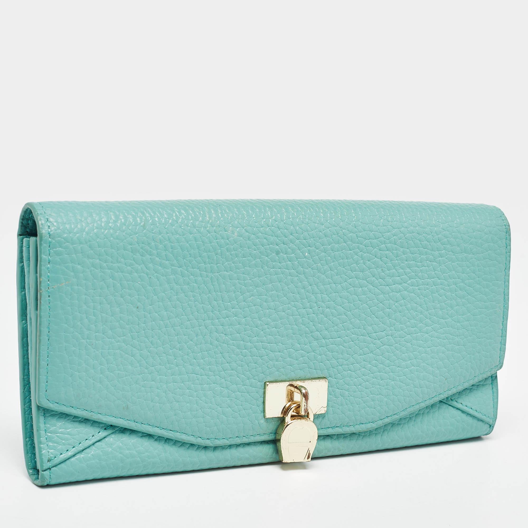 Women's Aigner Blue Leather Logo Charm Flap Continental Wallet For Sale