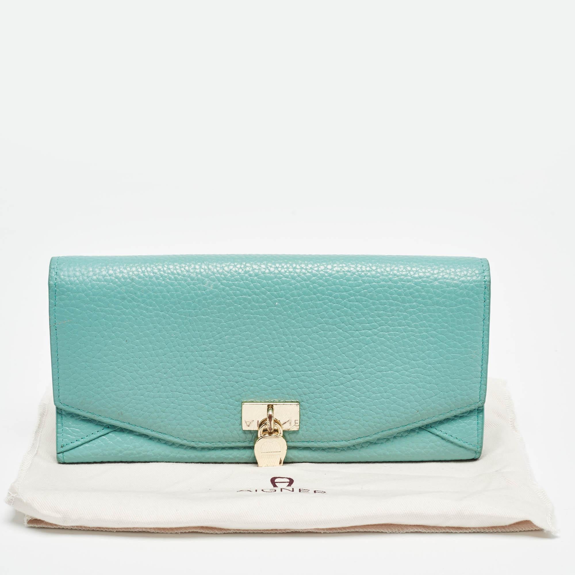 Aigner Blue Leather Logo Charm Flap Continental Wallet For Sale 4