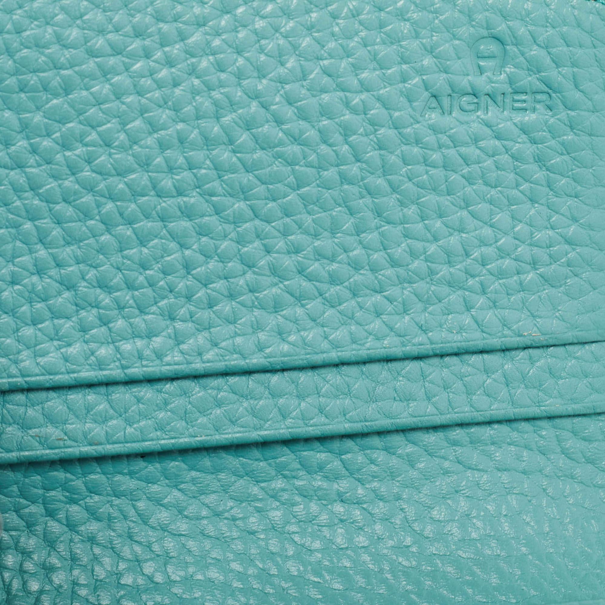 Aigner Blue Leather Logo Charm Flap Continental Wallet For Sale 5