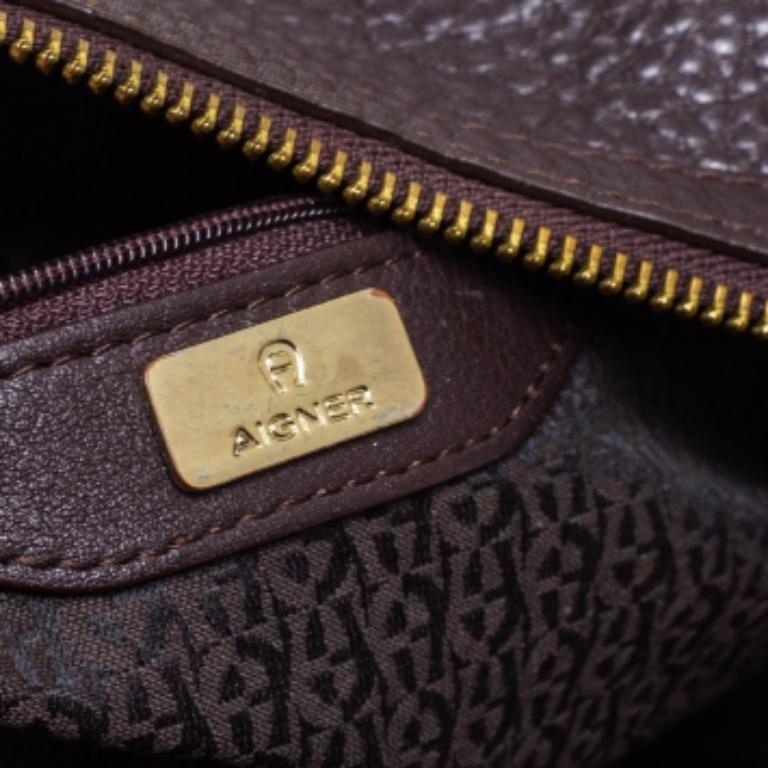 Aigner Brown/Beige Signature Canvas and Leather Hobo For Sale 5
