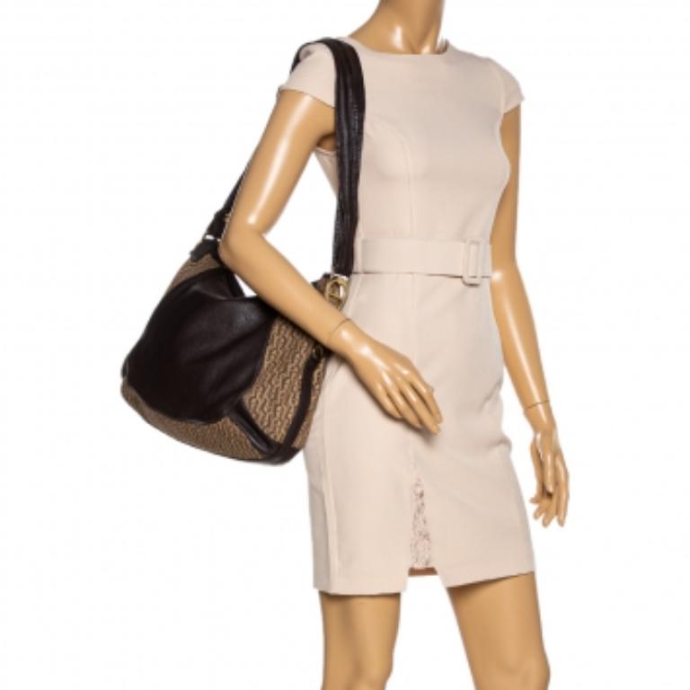 Aigner Brown/Beige Signature Canvas and Leather Hobo For Sale 6