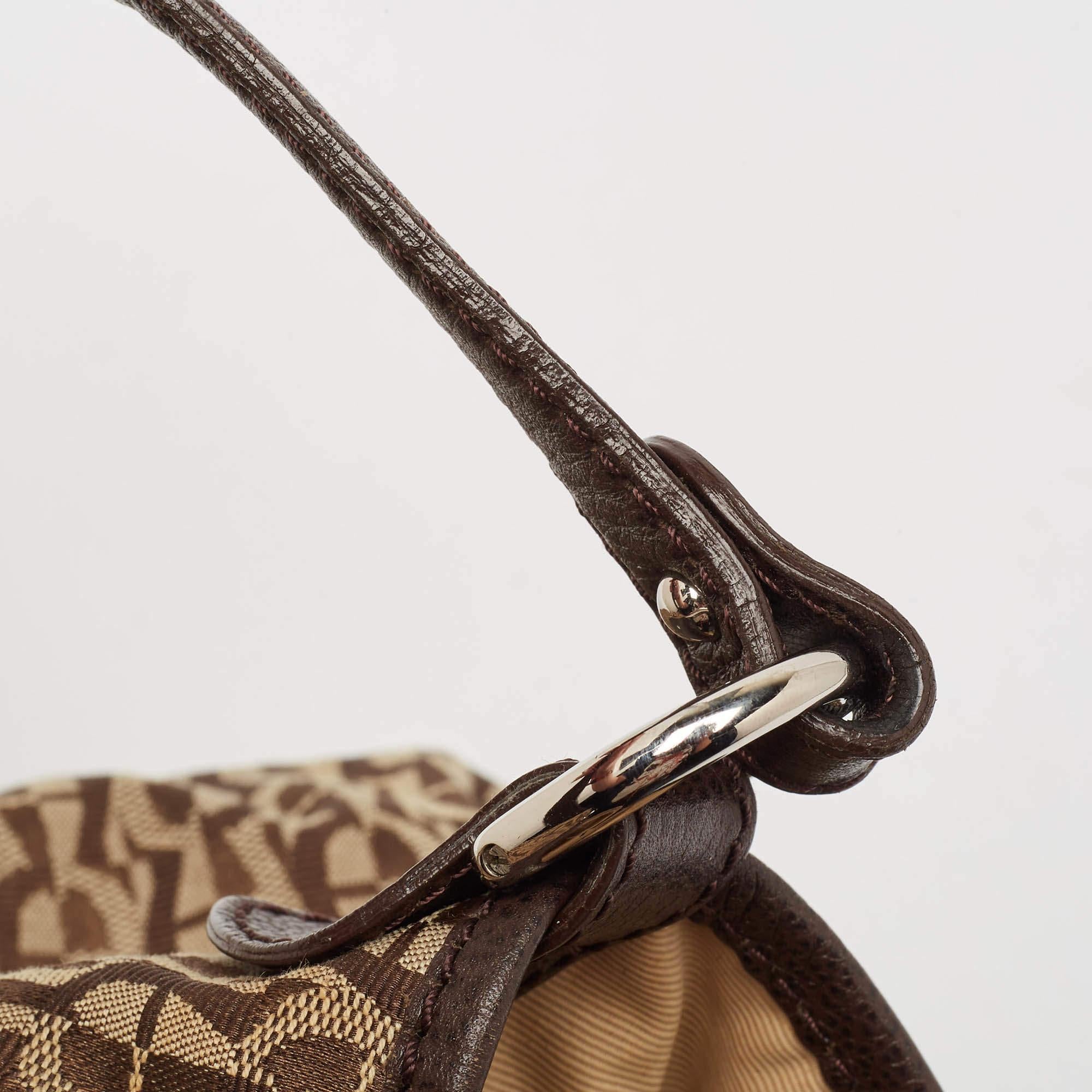 Aigner Brown/Beige Signature Canvas and Leather Snap Tote For Sale 4