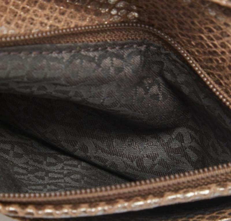 Aigner Brown Shimmer Snakeskin Embossed Leather Bifold Wallet im Angebot 4