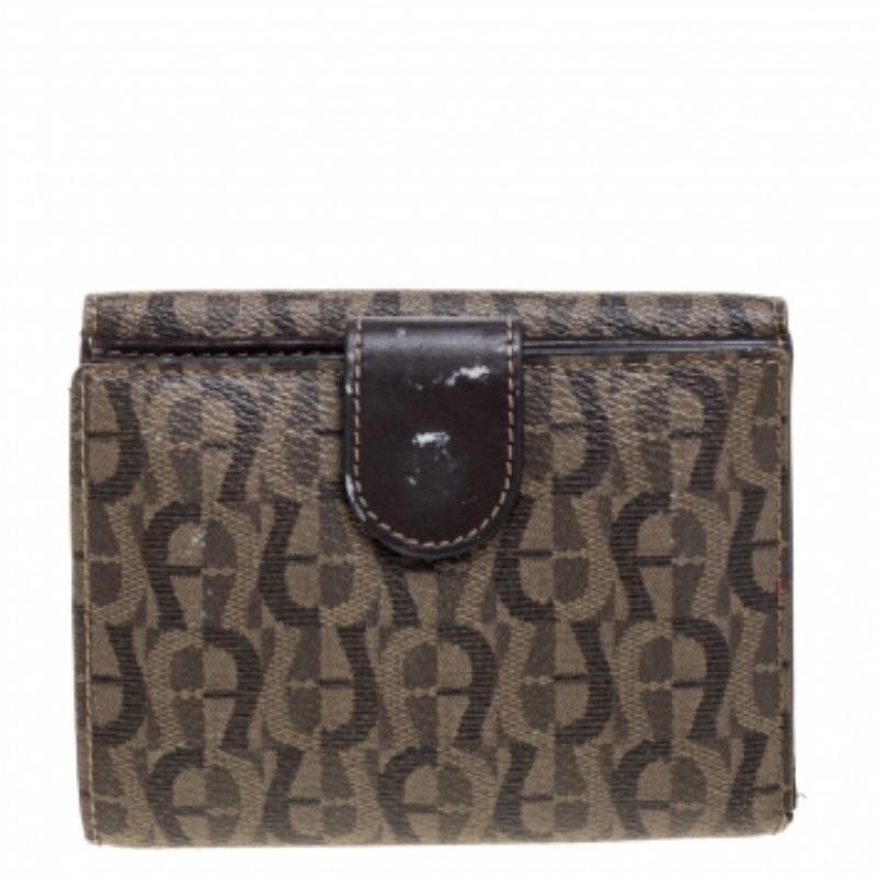 Aigner Brown Signature Coated Canvas French Wallet In Fair Condition For Sale In Dubai, Al Qouz 2