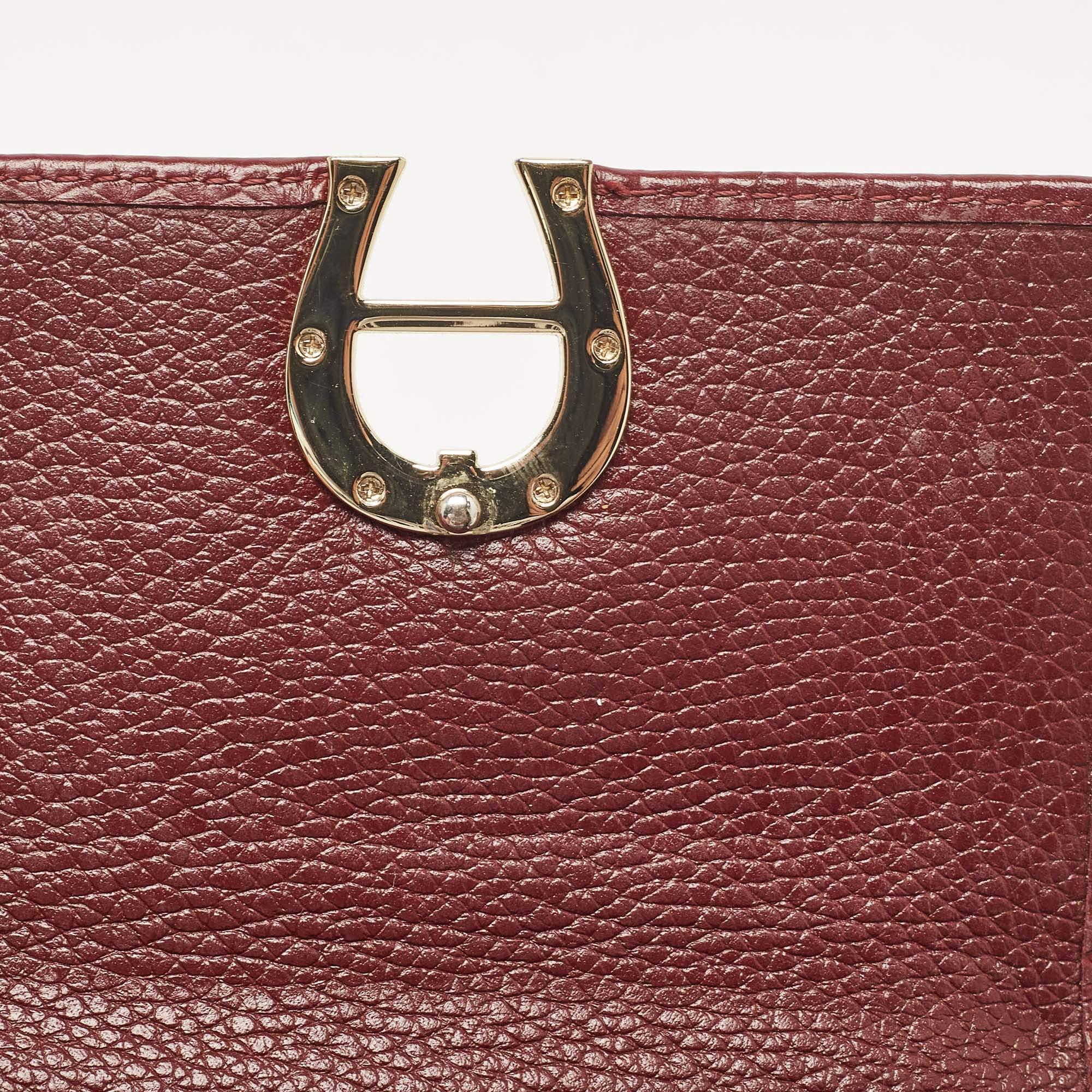 Aigner Burgundy Embossed Leather Genoveva Trifold Compact Wallet For Sale 2
