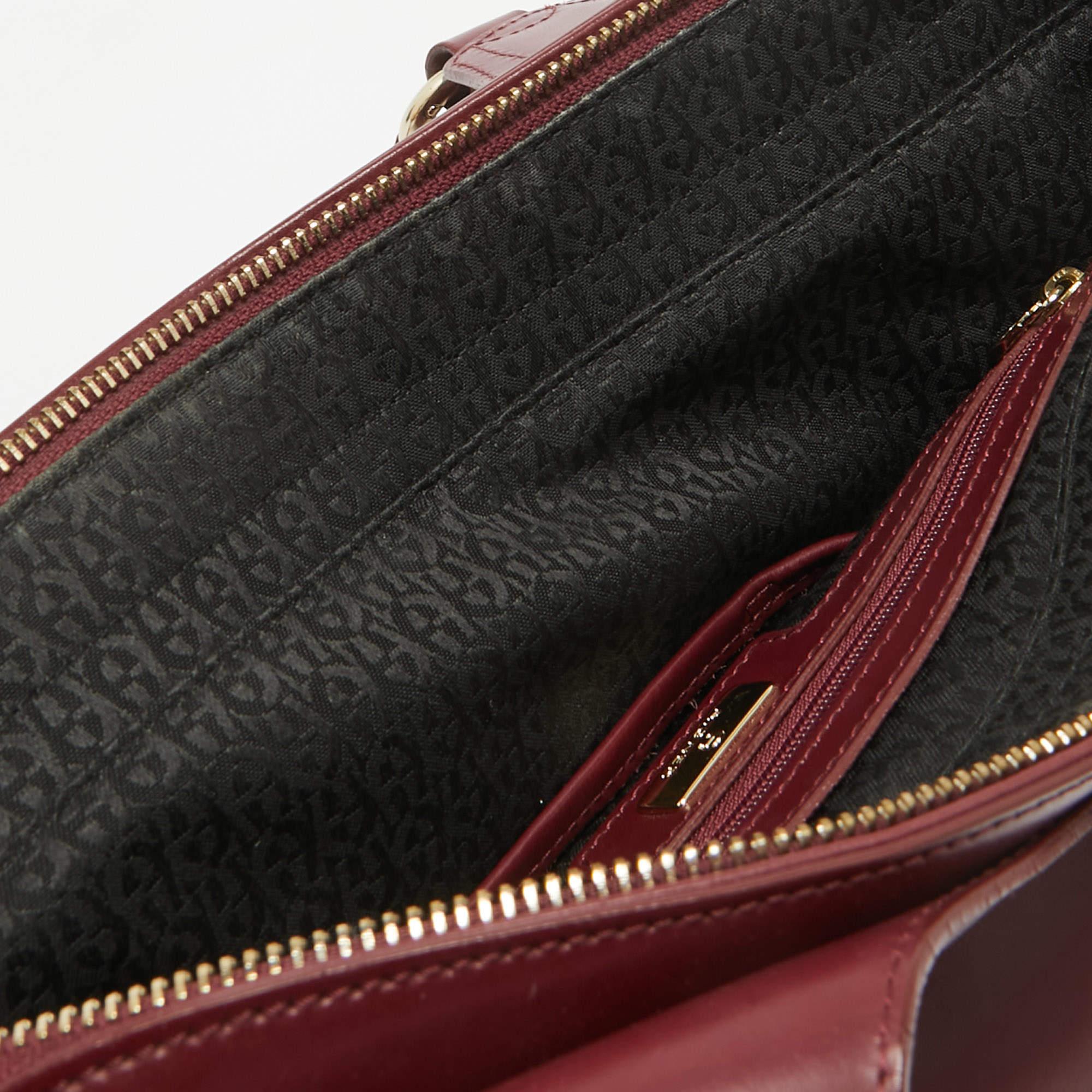 Aigner Burgundy/Red Leather Charm Tote For Sale 5