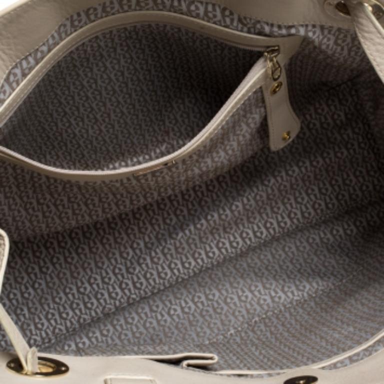 Beige Aigner Cream Leather Cavallina Tote For Sale