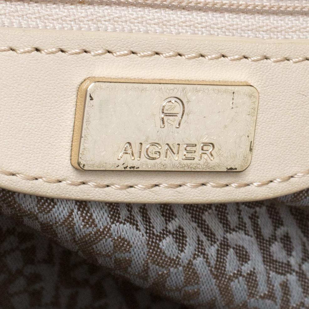 Beige Aigner Cream Leather Cavallina Tote For Sale