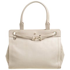Tote Cavallina in pelle color crema di Aigner