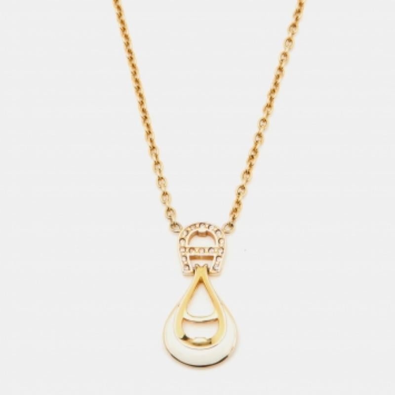 Aigner Kristall-Emaille-Goldton-Anhänger-Halskette im Angebot 1