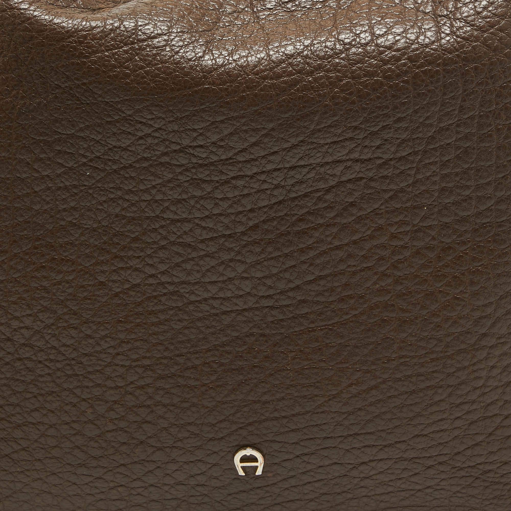 Women's Aigner Dark Brown Leather Logo Hobo For Sale
