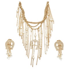Aigner Goldfarbenes Capri-Halsketten- und Ohrring-Set