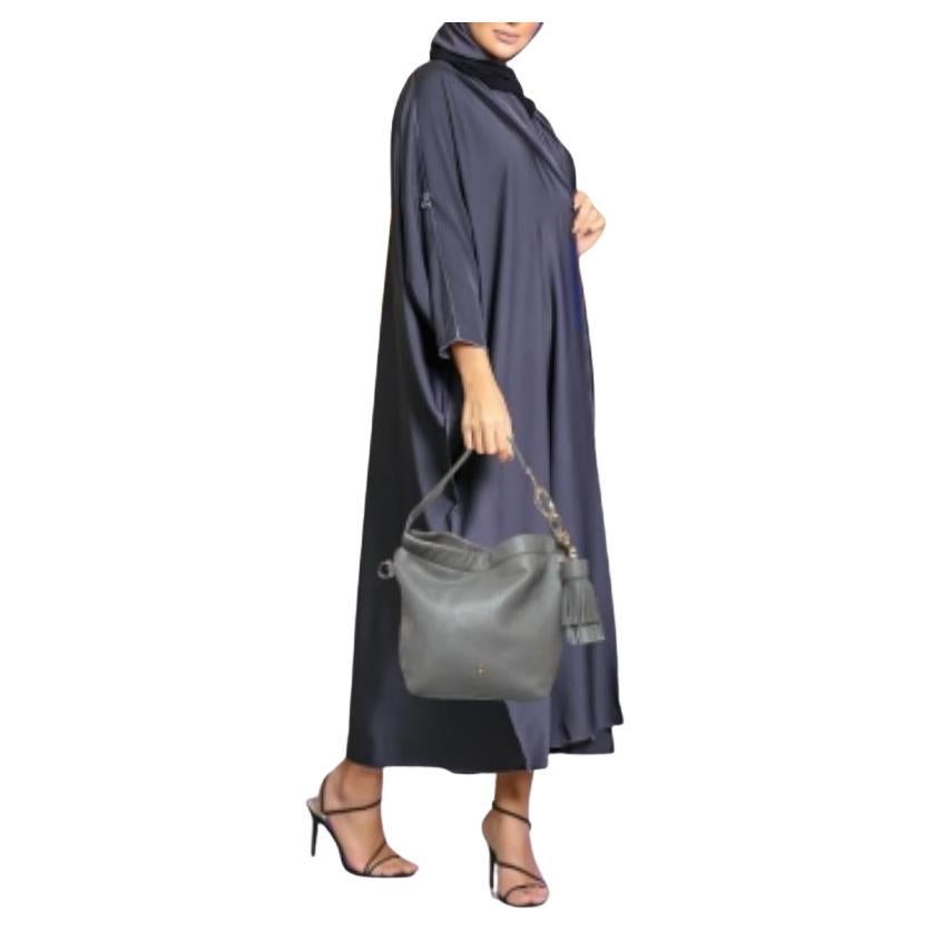 Stilvolle Handtaschen hinterlassen immer einen modischen Eindruck. Kombinieren Sie diese Designer-Hobo mit Ihrer raffinierten Arbeitskleidung sowie mit schicken Freizeitlooks.