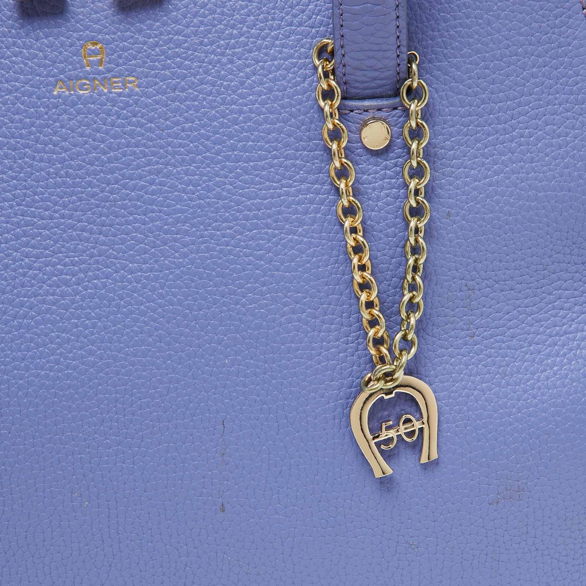 Aigner Lavender Leather Zip Satchel For Sale 2