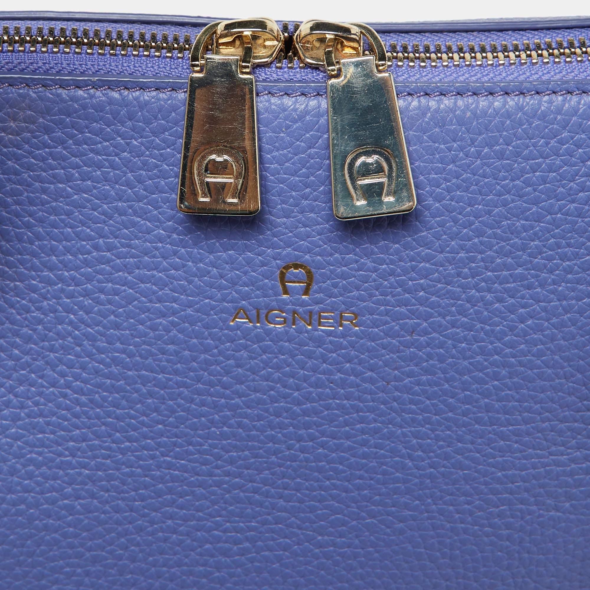 Aigner Lavender Leather Zip Satchel For Sale 3
