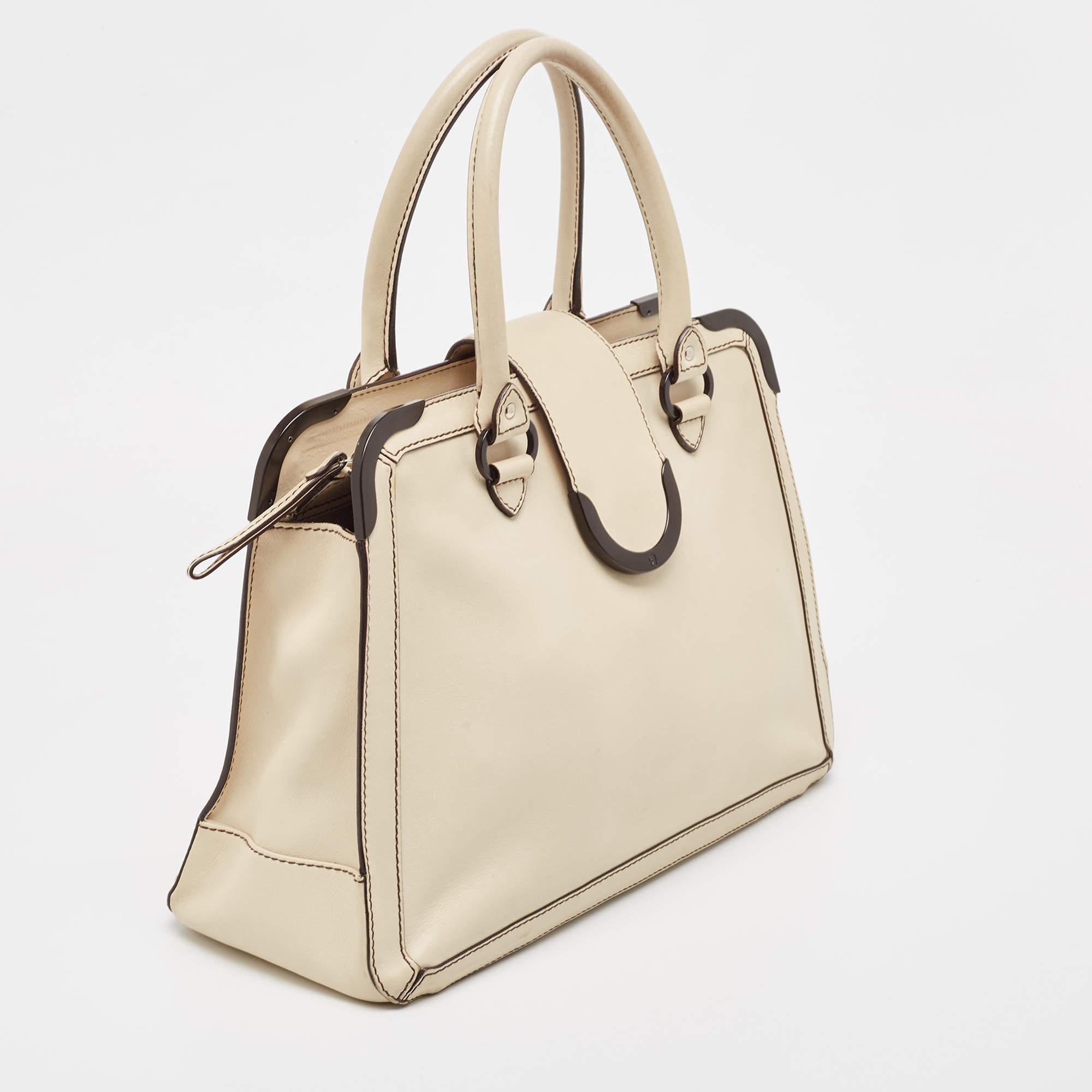 Aigner Light Beige Leather Frame Satchel In Good Condition For Sale In Dubai, Al Qouz 2
