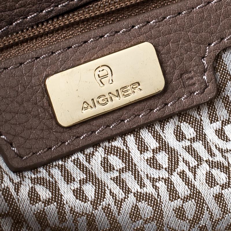 Hellbraune Henkeltasche aus Leder von Aigner 1