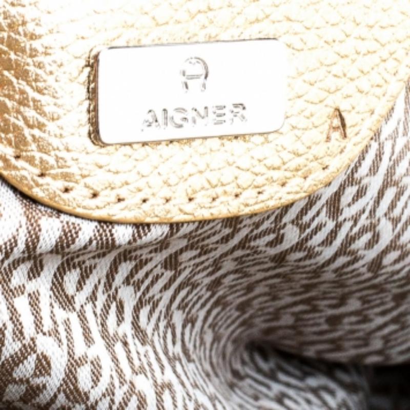 Aigner Metallic Gold Leather Satchel en venta 5