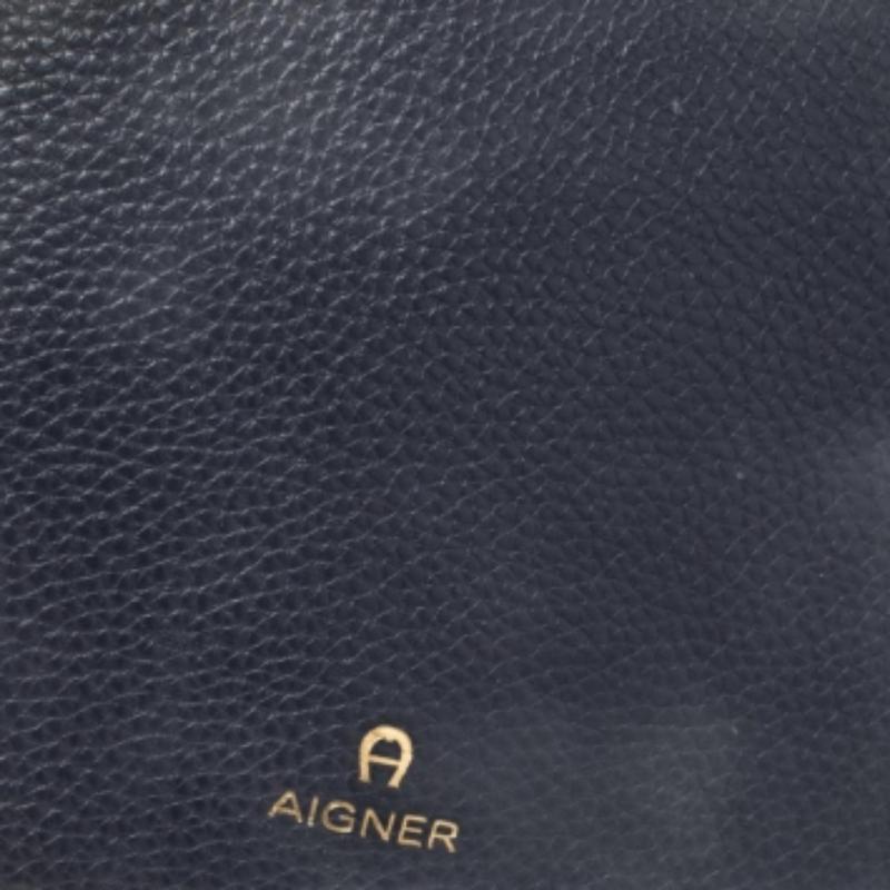 Aigner Navy Blue Leather Flap Crossbody Bag For Sale 1