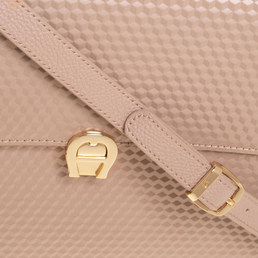 Aigner Borsa a manico alto in pelle goffrata rosa nudo Genoveva M. 1
