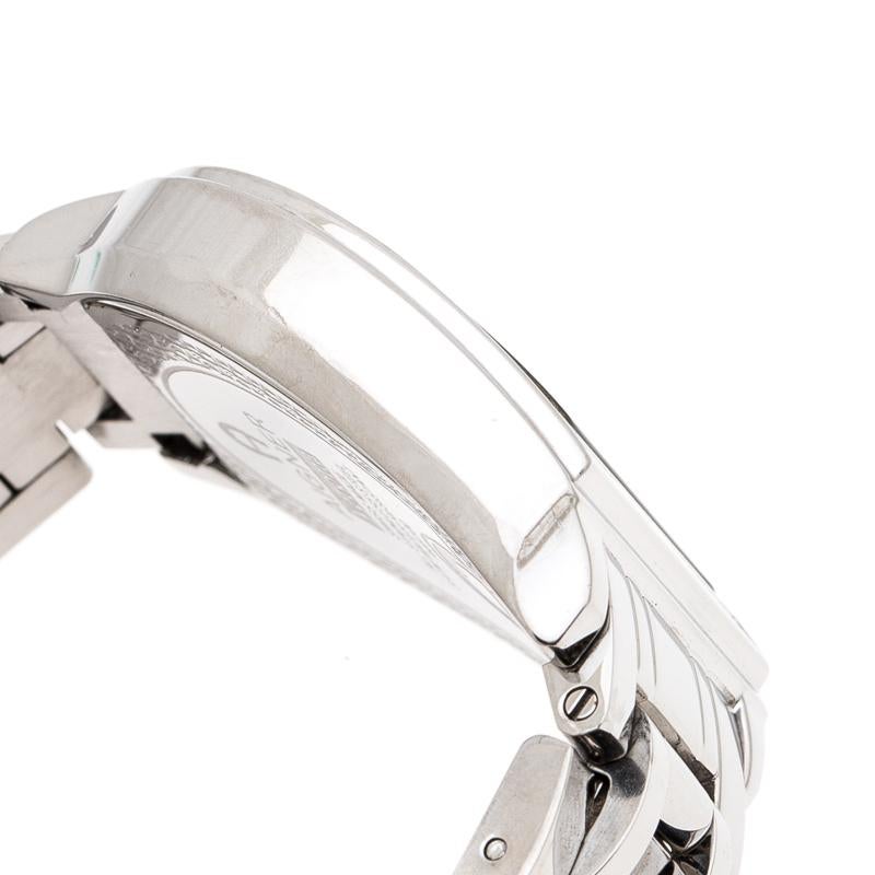 Aigner Silver Stainless Steel Verona A48100 Women's Wristwatch 33 mm In Fair Condition In Dubai, Al Qouz 2