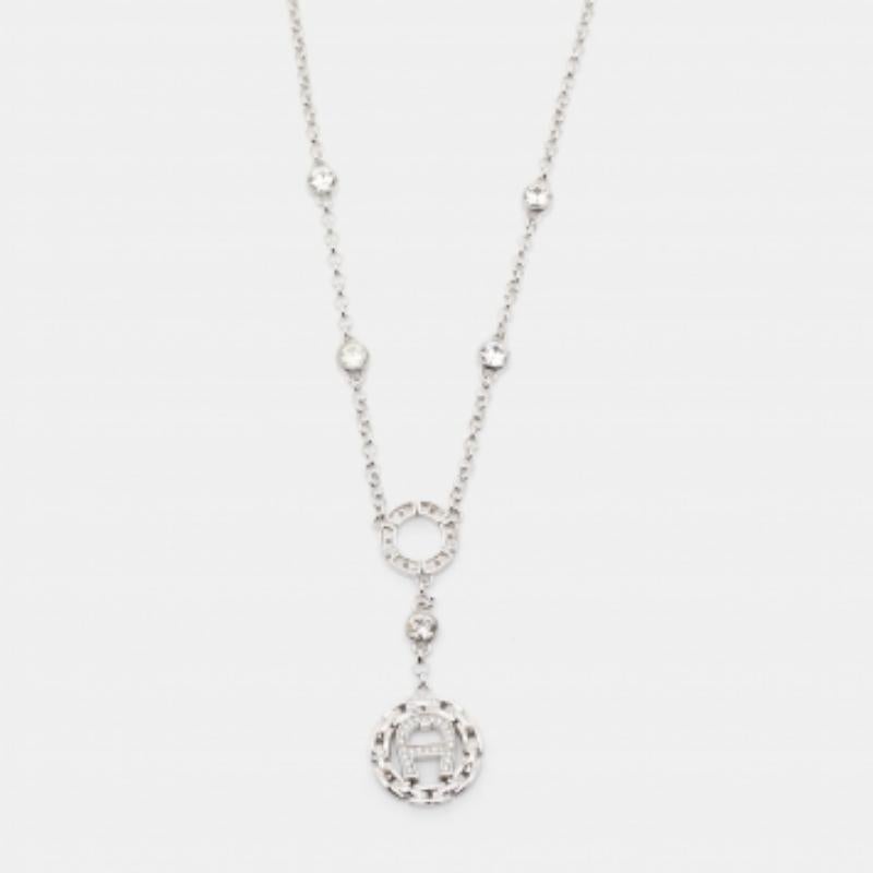 Aigner Silver Tone Chain Link Crystal Pendant Necklace In Good Condition For Sale In Dubai, Al Qouz 2