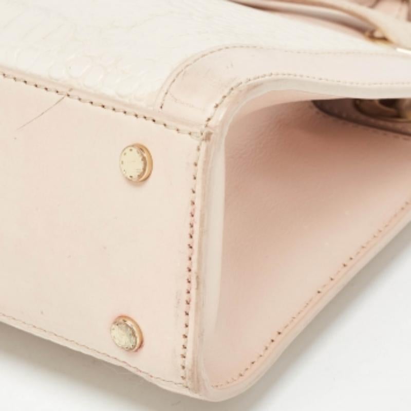 Aigner - Tote Cavallina in pelle rosa goffrata a due colori in vendita 4