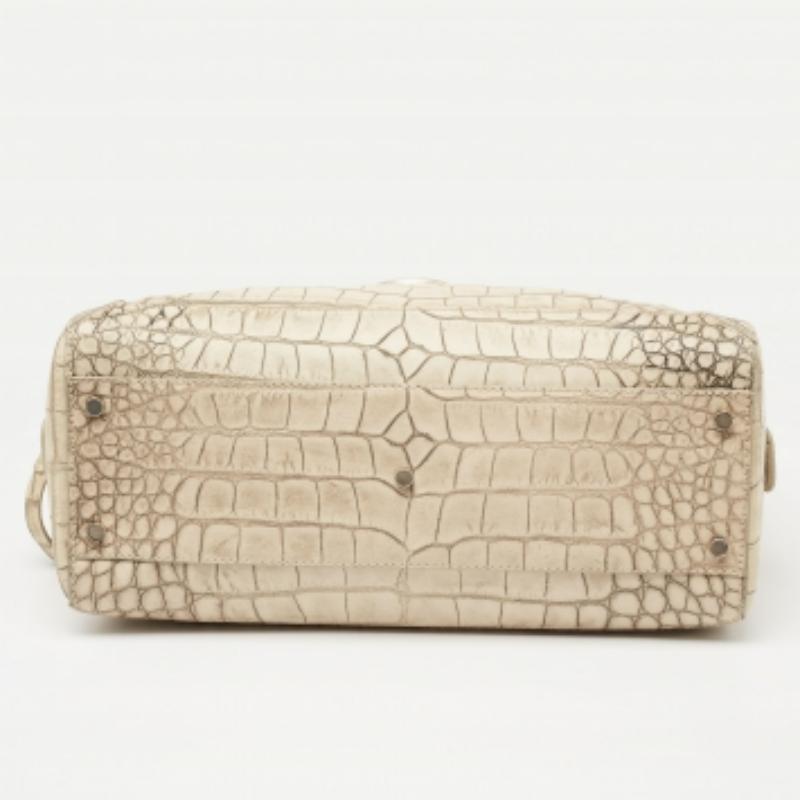 Cartera Aigner Vainilla/Negra Piel de Cocodrilo con Solapa en venta 3