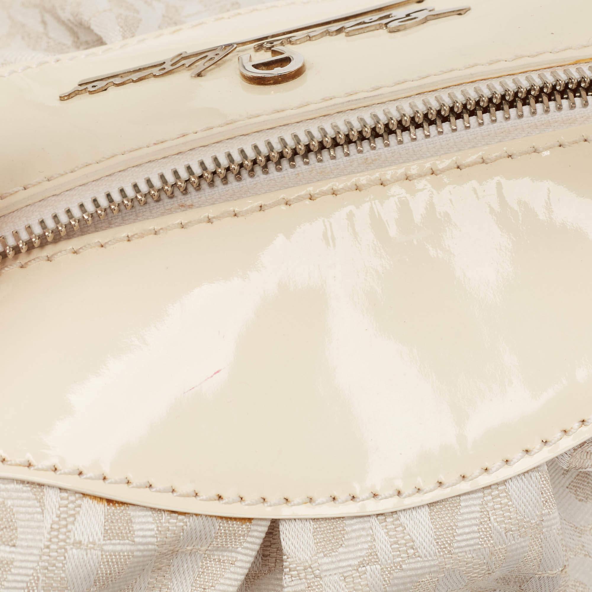 Aigner White/Cream Monogram Canvas and Patent Leather Logo Satchel For Sale 1