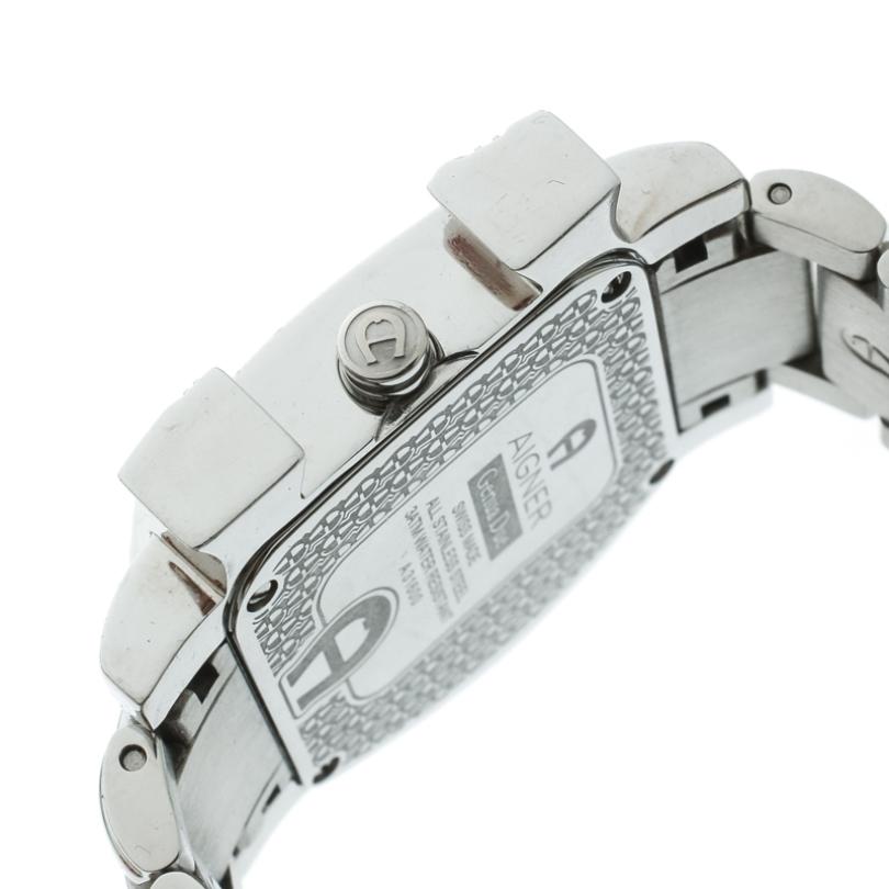 Aigner White Mother of Pearl Diamonds Genua Due A31600 Women's Wristwatch 31 mm In Fair Condition In Dubai, Al Qouz 2