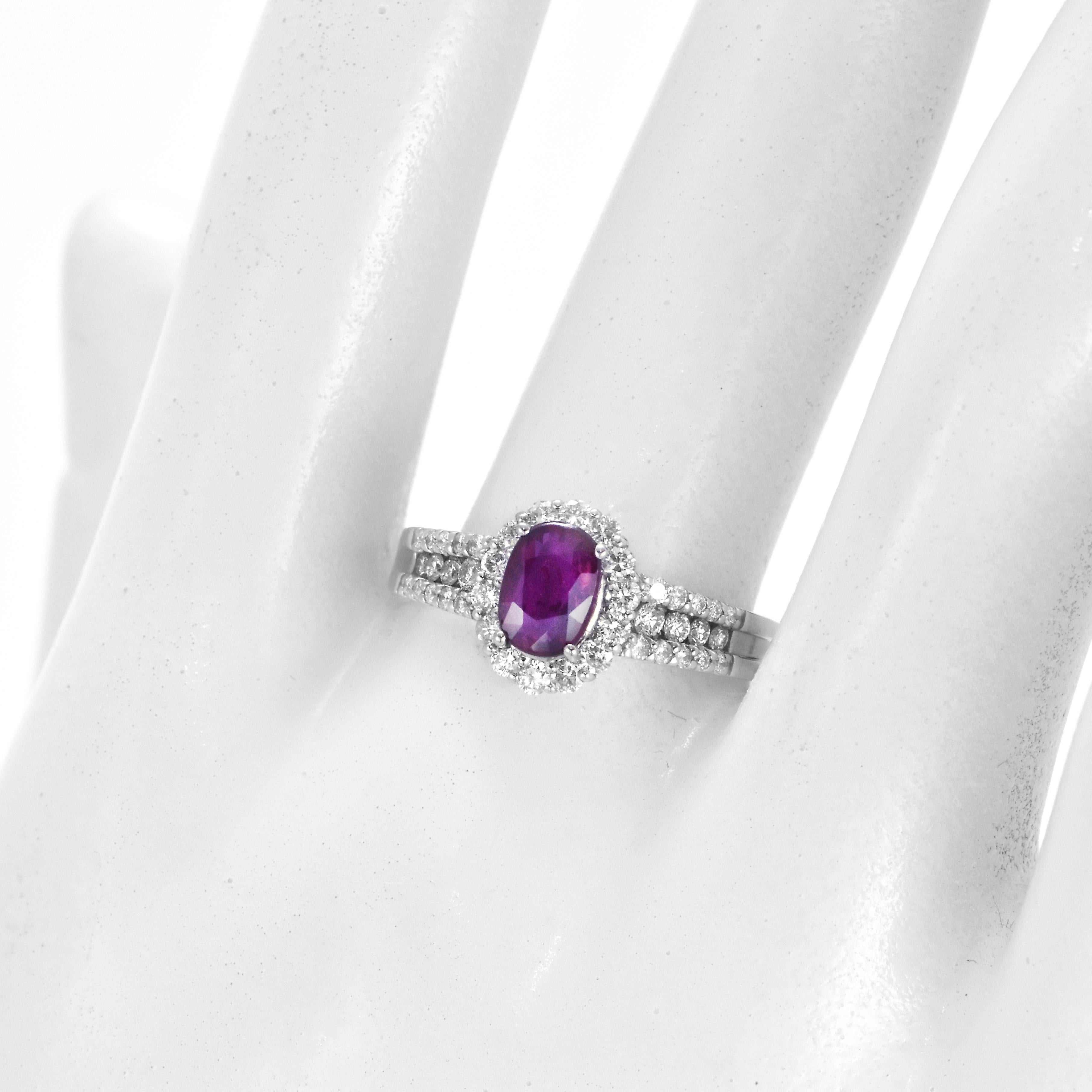 Bague en platine avec rubis certifié AIGS de 1,00 carat, naturel, non traité et non chauffé Pour femmes en vente