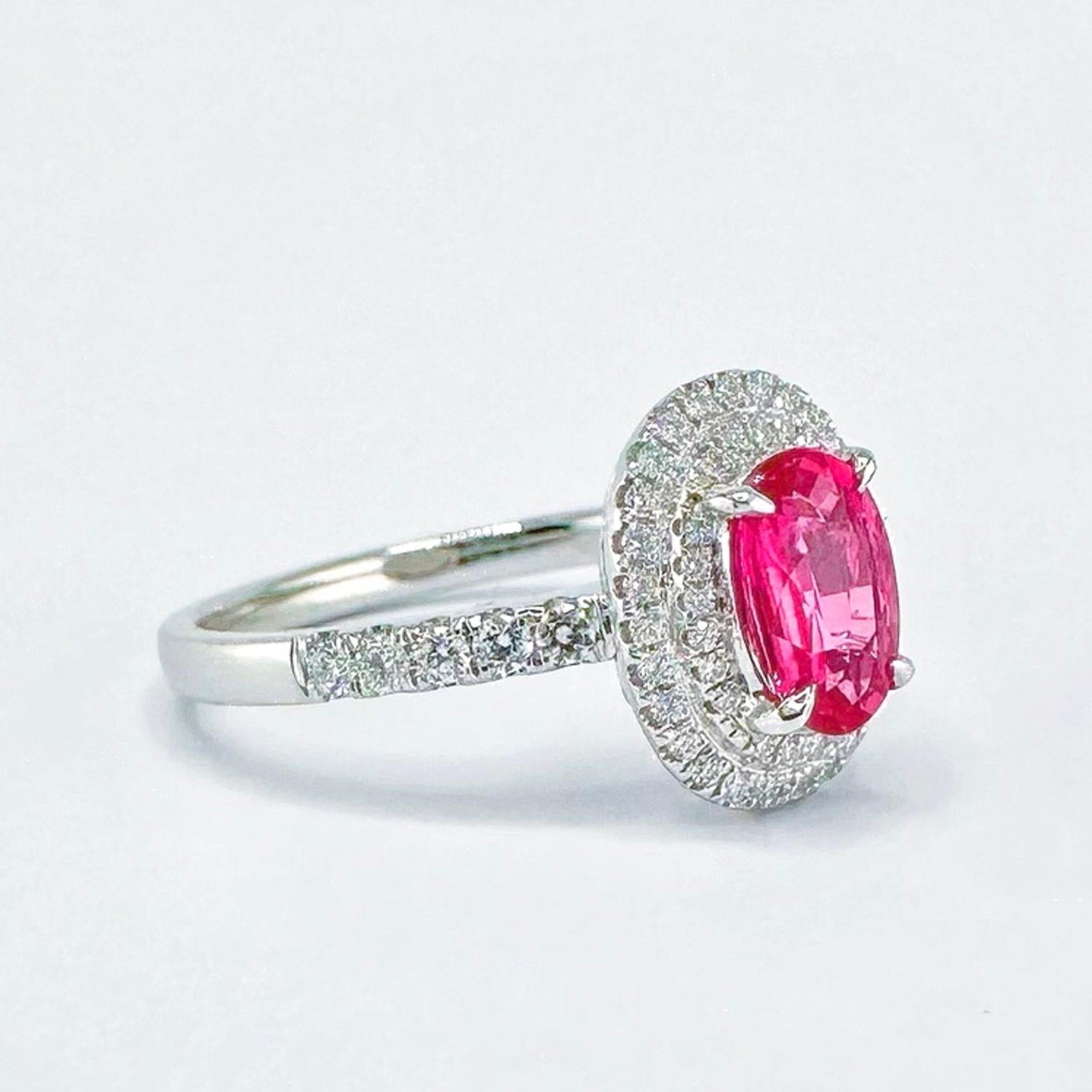 Modern AIGS Certified 1.05 CT Unheated Ruby 18K White Gold Diamond Ring For Sale