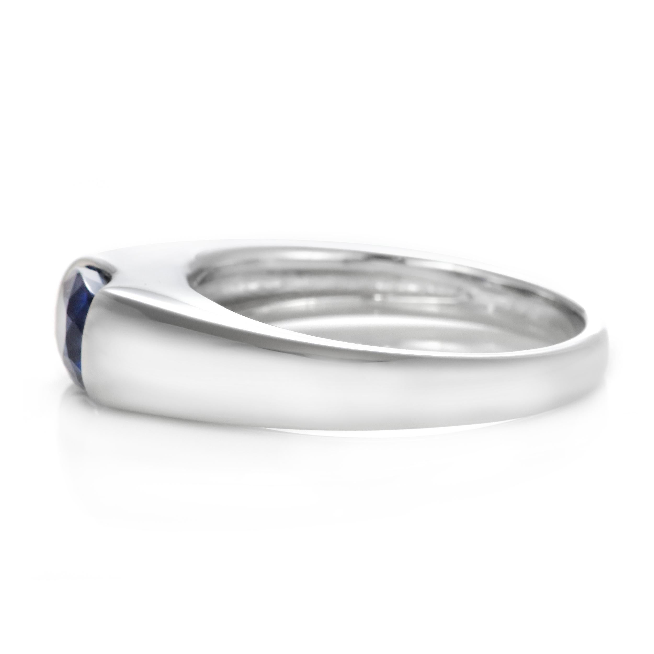 da uomo o donna Anello con zaffiro blu reale certificato AIGS da 1,56 carati realizzato in platino in vendita