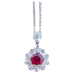Collier de rubis Vivid Diamonds certifié 1,03 carat de sang de pigeon non chauffé Halo de diamants