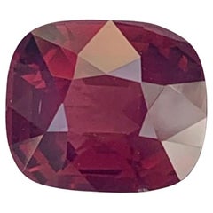 Piedra natural suelta de espinela roja en forma de cojín certificada por AIGS de 1,98 quilates