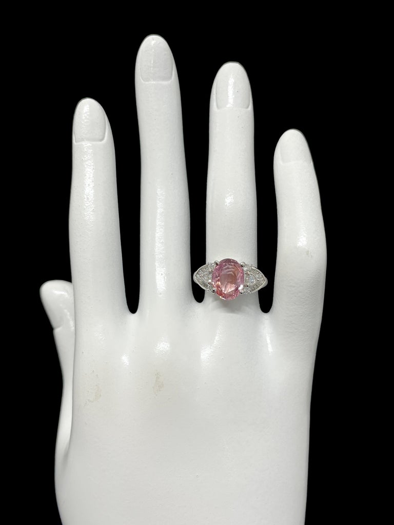 AIGS Certified 3.25 Carat Natural Unheated Padparadscha Sapphire Ring For Sale 1