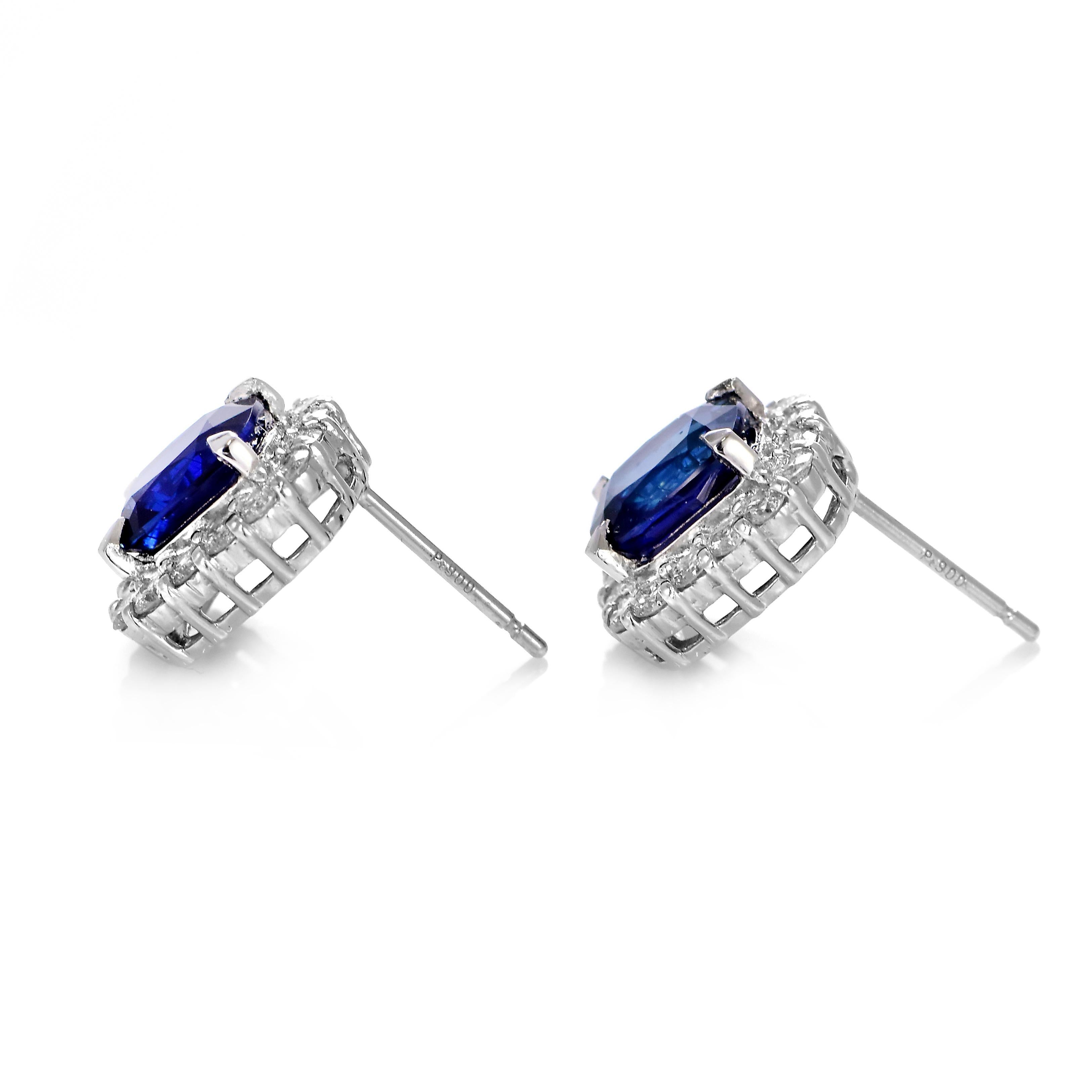 AIGS Certified 3.93 Carat Natural Royal Blue Sapphire Earrings Made in Platinum For Sale 2