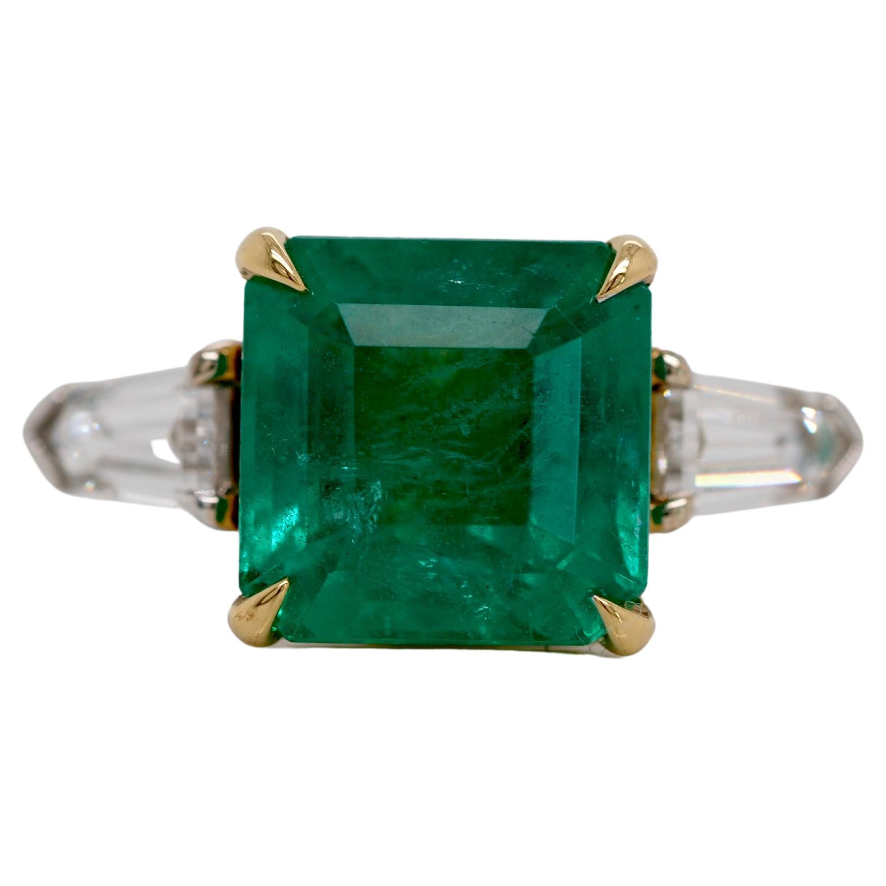 AIGS Certified Zambia Emerald Diamond Ring in 18 Karat White Gold