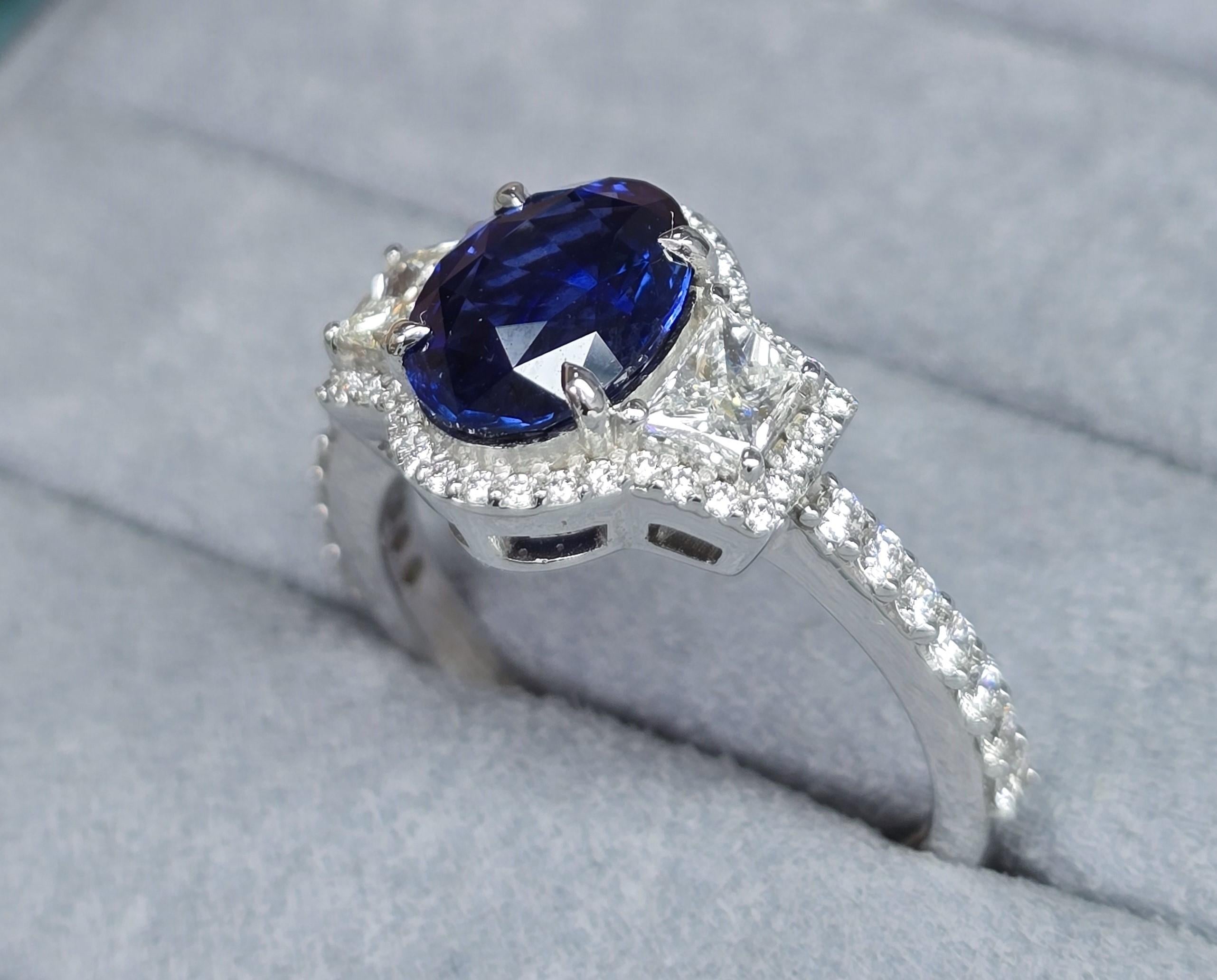 AIGS & GFCO	Certified Sapphire Ring For Sale 3