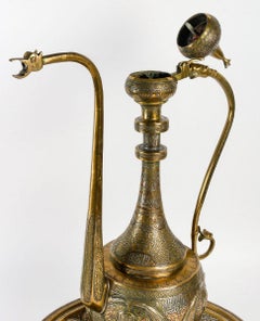 Aiguère in ottone e argento del XIX secolo, Siria.