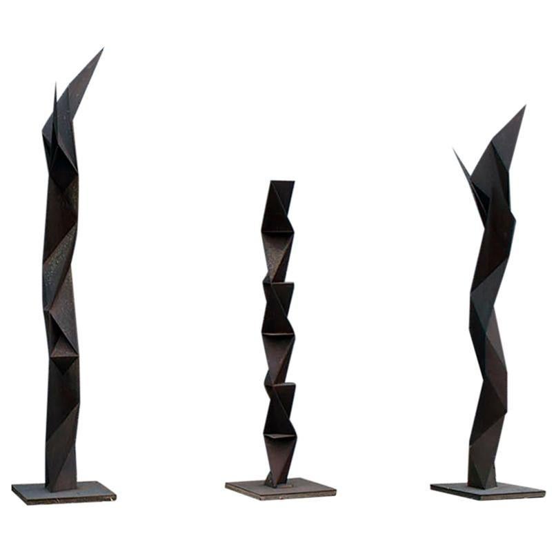 Abstract Sculpture de Aijiro Wakita  - "El Óxido" Tres esculturas del artista japonés Aijiro Wakita