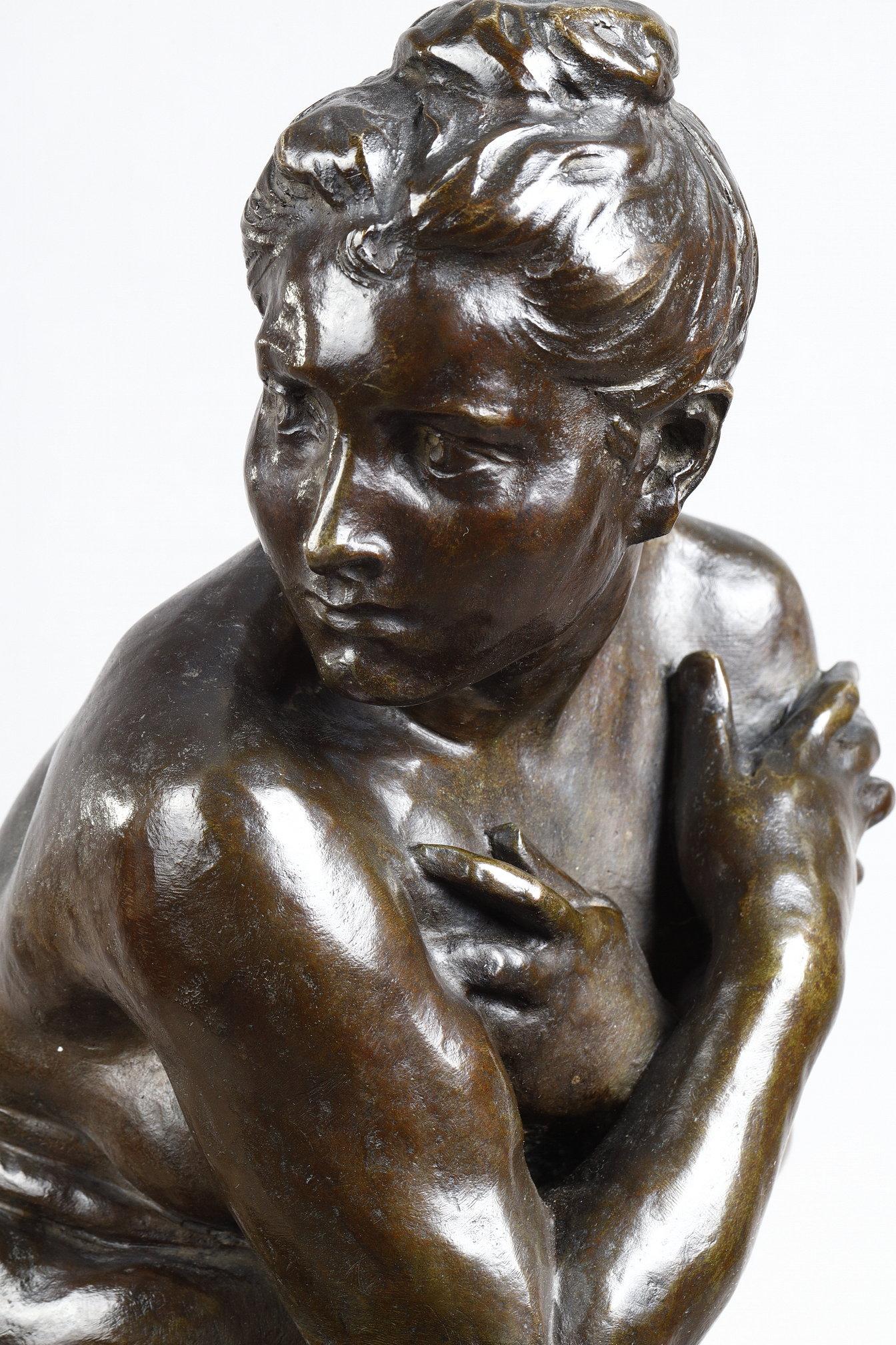 Bathing woman surprised - Figurative Sculpture Oro di Aimé-Jules Dalou