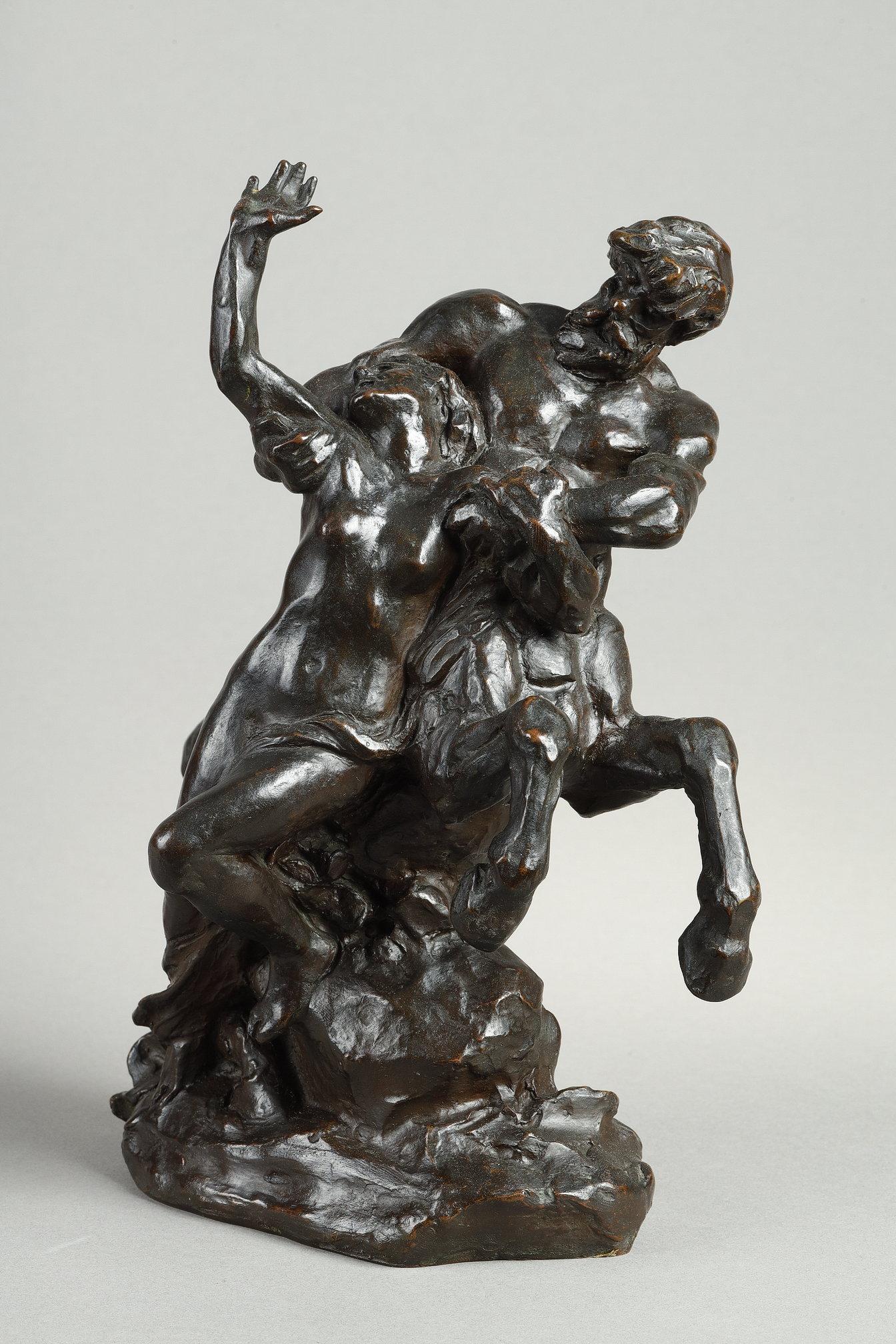 Centauro secuestrando a una mujer
de Aimé-Jules DALOU (1838-1902)
 
Escultura colectiva de bronce con pátina marrón oscura
Firmado en la base 