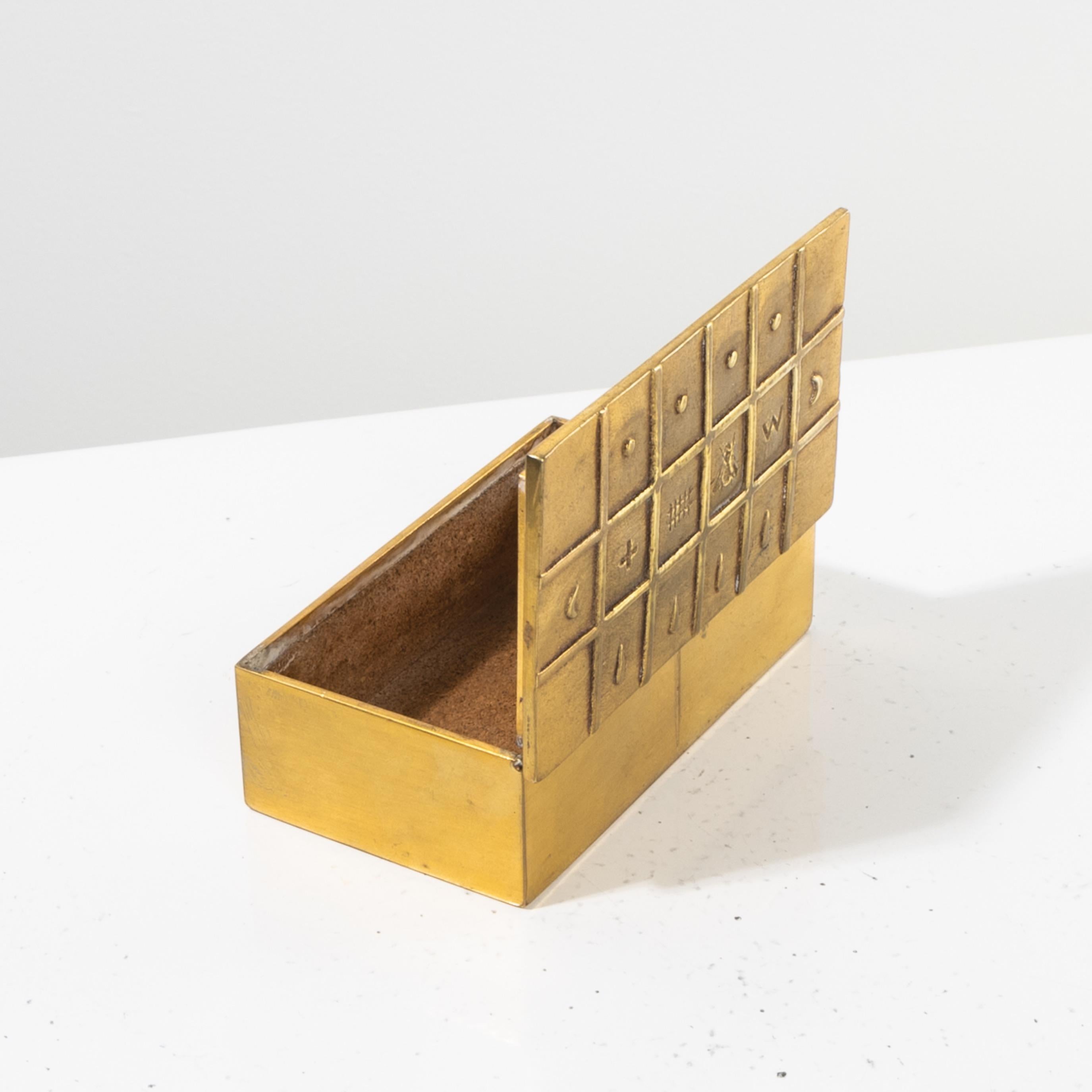 Aime Tant Et Plus by Line Vautrin, Gilt Bronze Box For Sale 5