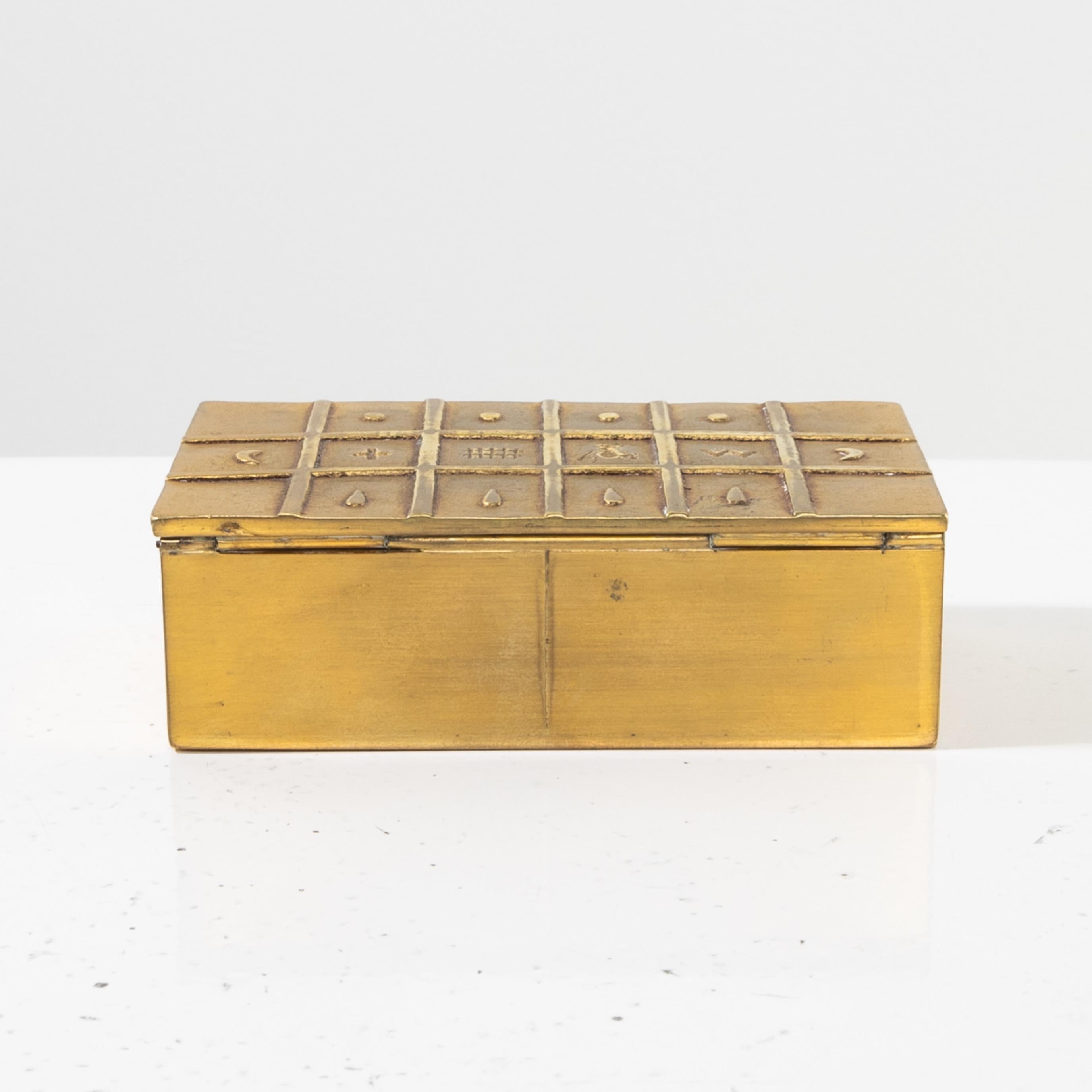 Aime Tant Et Plus by Line Vautrin, Gilt Bronze Box For Sale 6