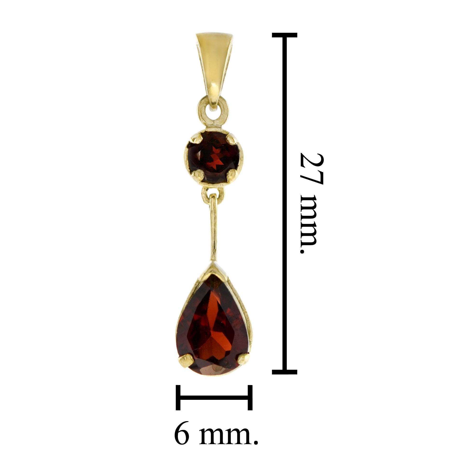 Vintage Style Pear Shaped Garnet Pendant in 14K Yellow Gold In New Condition For Sale In Bangkok, TH