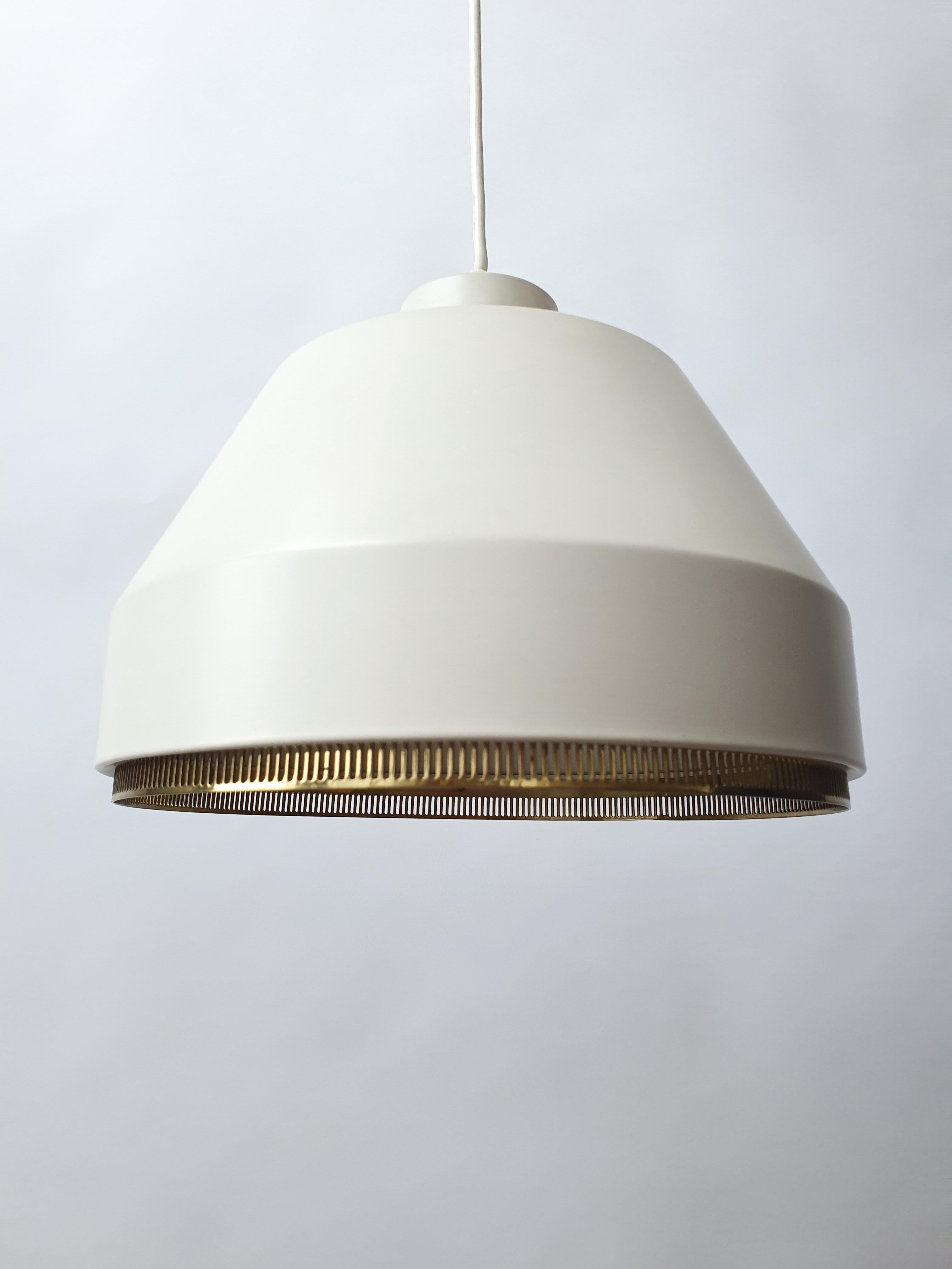 Scandinavo moderno Lampada Aino Aalto AMA 500 di Valaistustyö in vendita